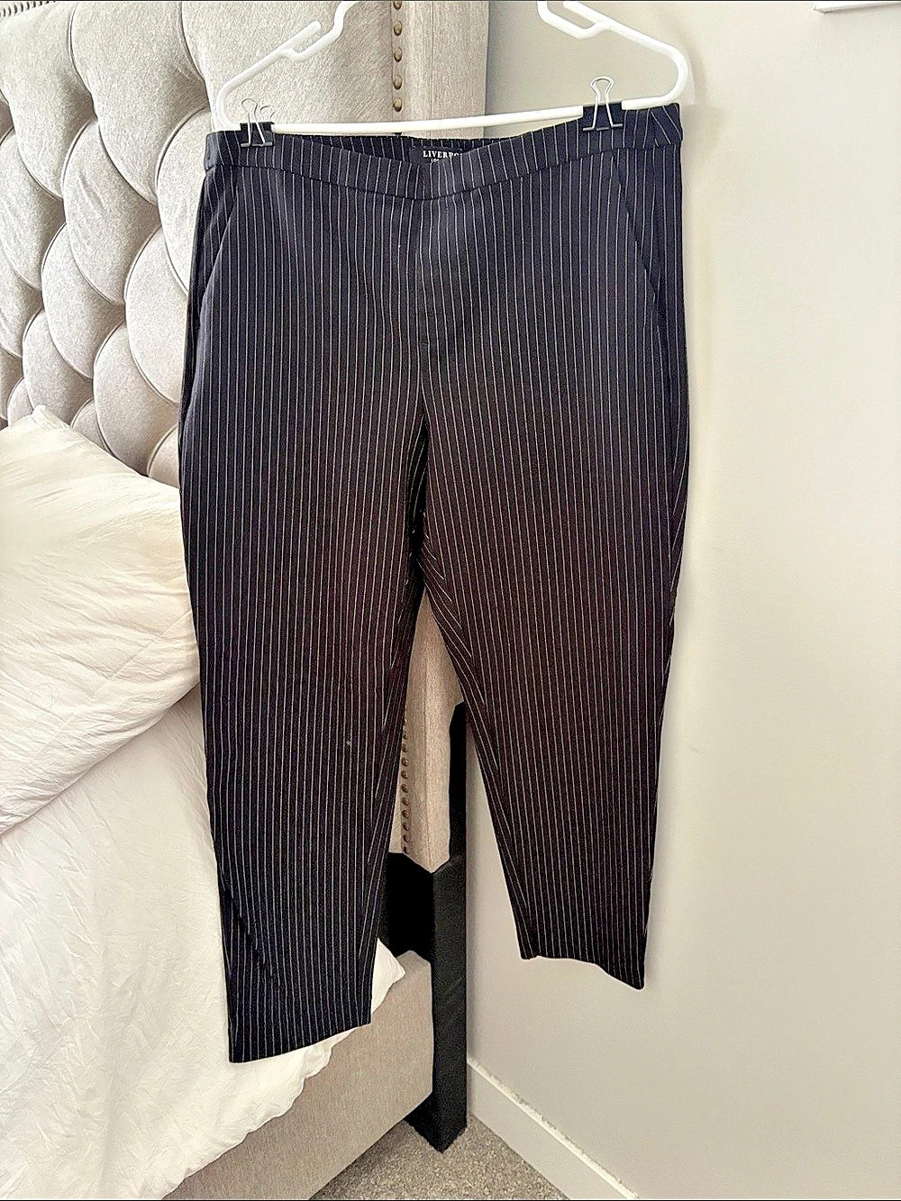 Liverpool Los Angeles Pinstripe Pull-On Trousers Black & White Size 16